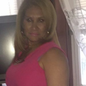 Meet your Posher, Yadira